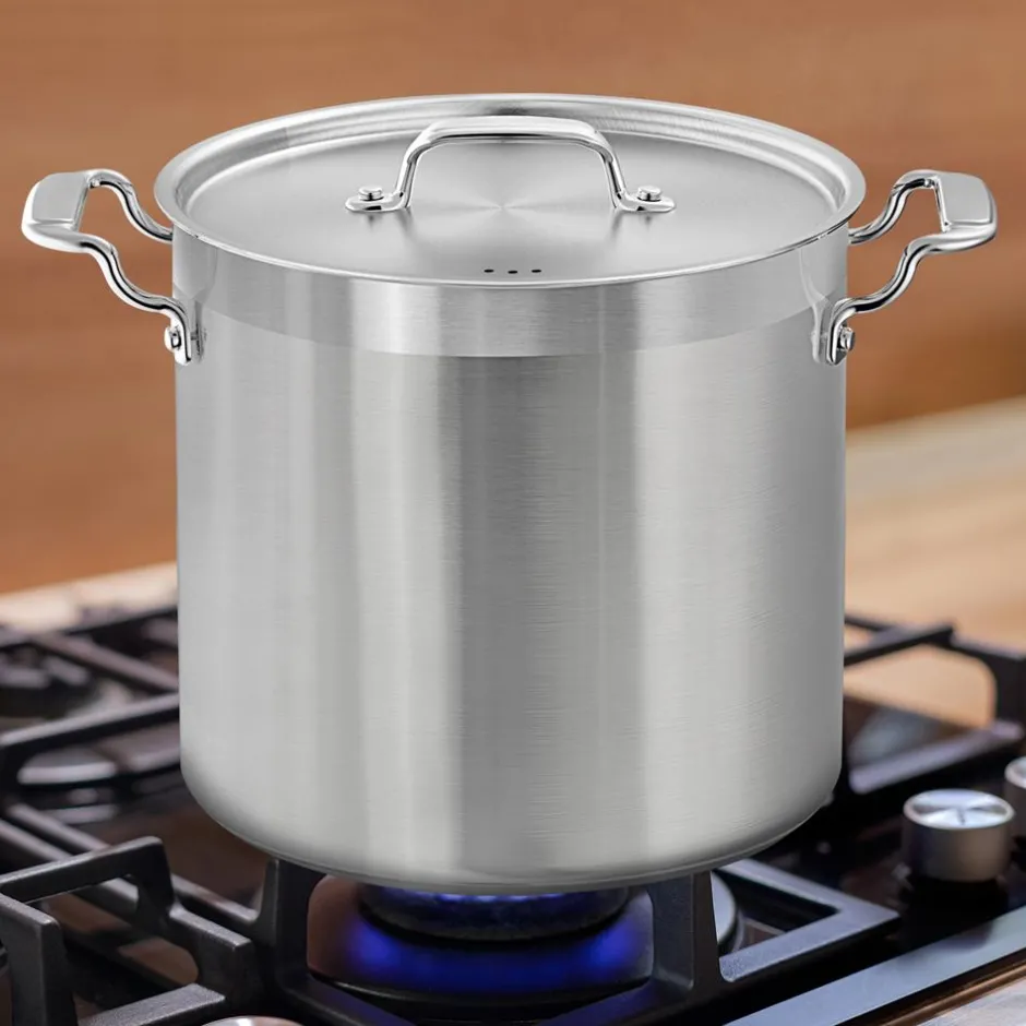 24 Qt Stainless Steel Stockpot, Even Heat, Induction Compatible<NutriChef Outlet