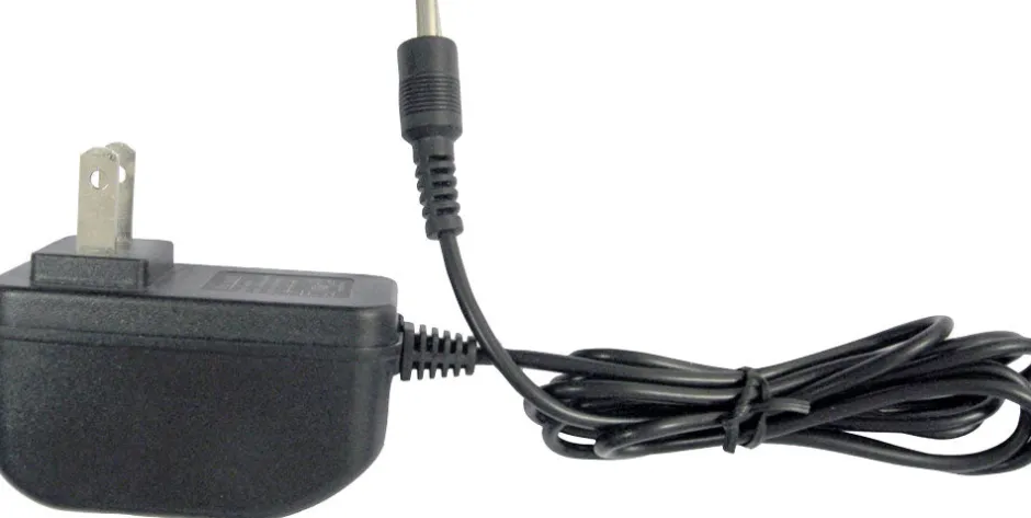 Indoor Dome Security Camera, Sharp CCD, 420TV Line, Auto Features<Pyle Clearance