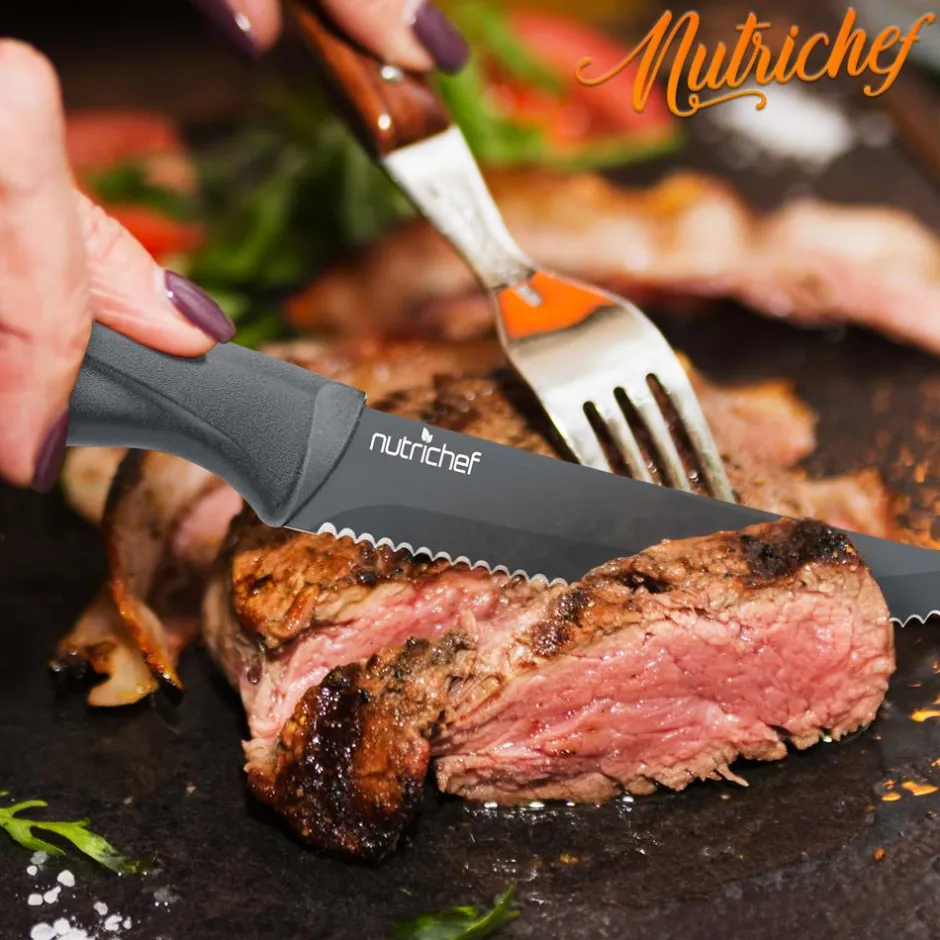 8-Piece Steak Knife Set - Long-Lasting Sharpness, Non-stick Stainless Steel<NutriChef Outlet